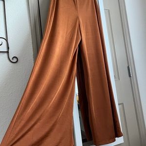 Brand new, perfect condition flowey pants